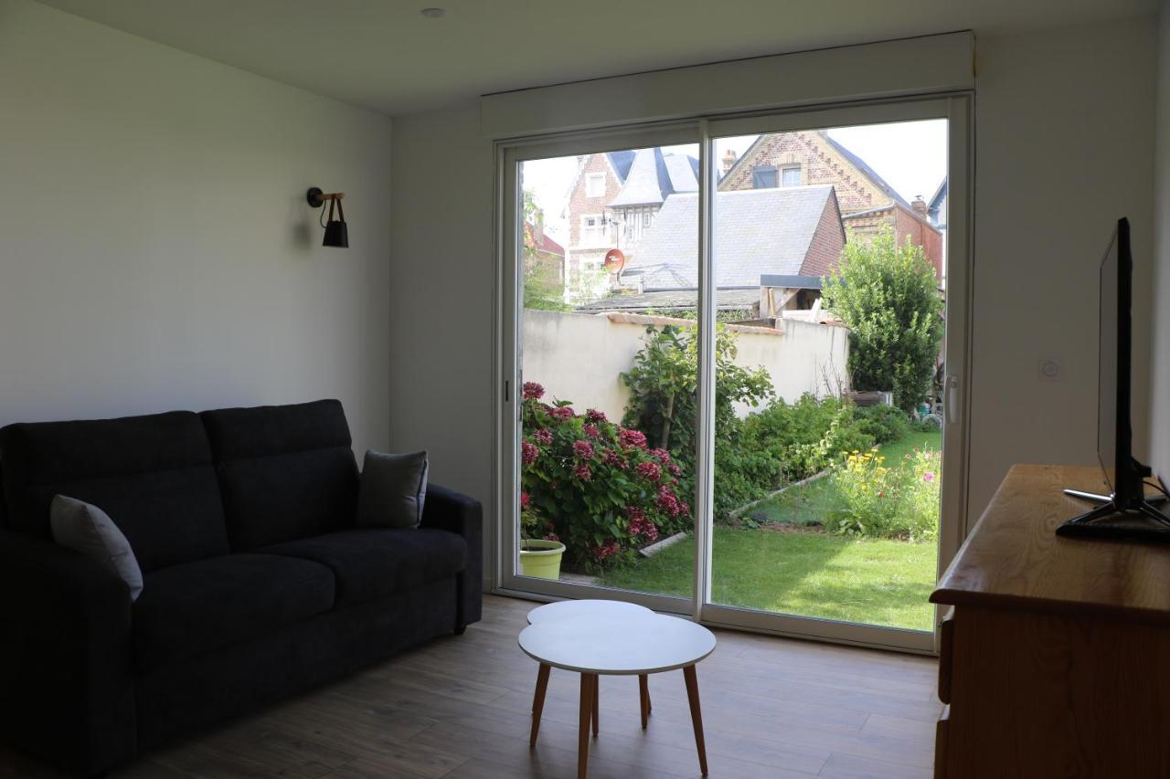 Jolie Maison En Bord De A Pourville