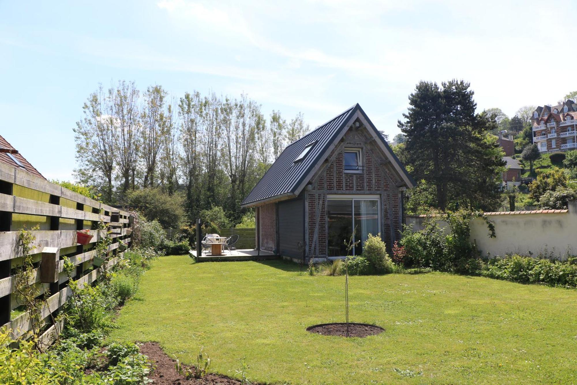 Holiday home Jolie Maison En Bord De A Pourville Hautot-sur-Mer